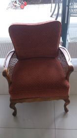 Sessel mit Velourstoff